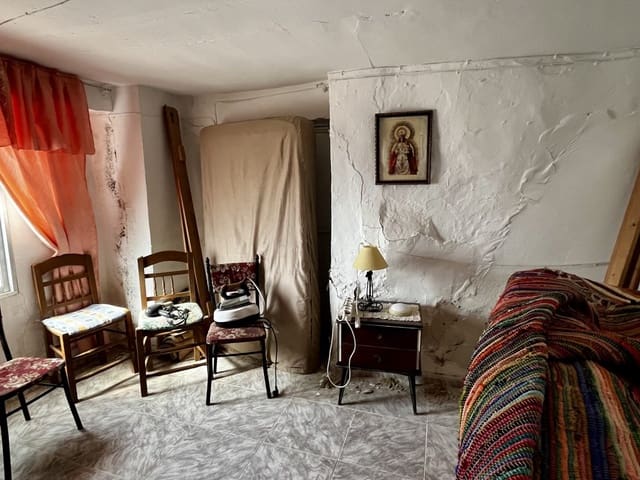 2 bedroom Townhouse for sale in Torre-Alháquime - € 39,950 (Ref: 9753490)