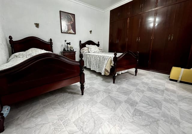 3 Zimmer Haus zu verkaufen in Olvera - 138.000 € (Ref: 9753496)