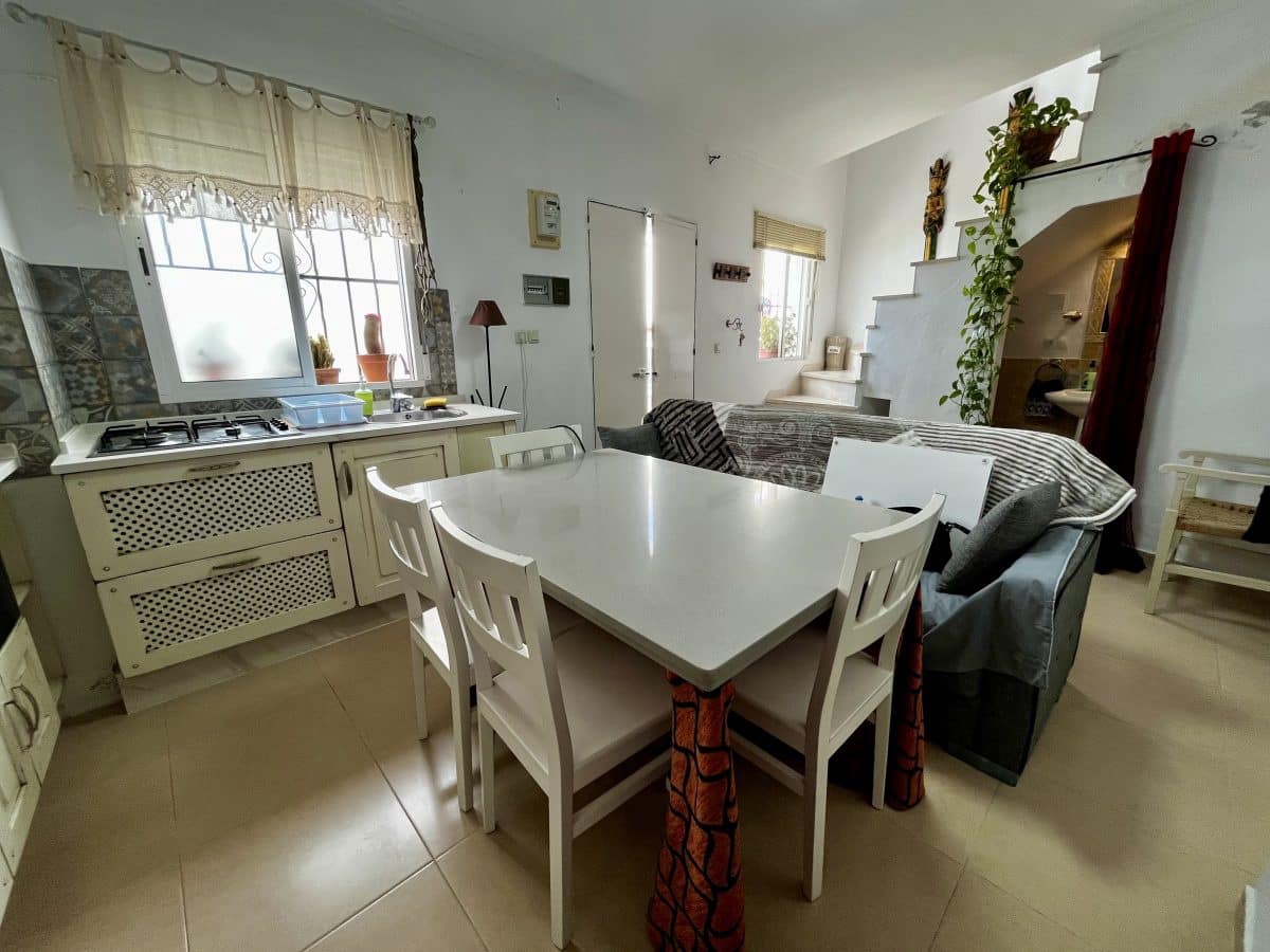 2 quarto Casa em Banda para venda em Olvera - 83 000 € (Ref: 9805396)