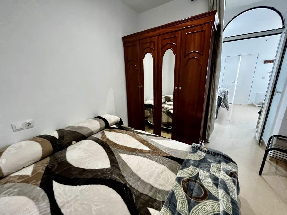 2 quarto Casa em Banda para venda em Olvera - 83 000 € (Ref: 9805396)