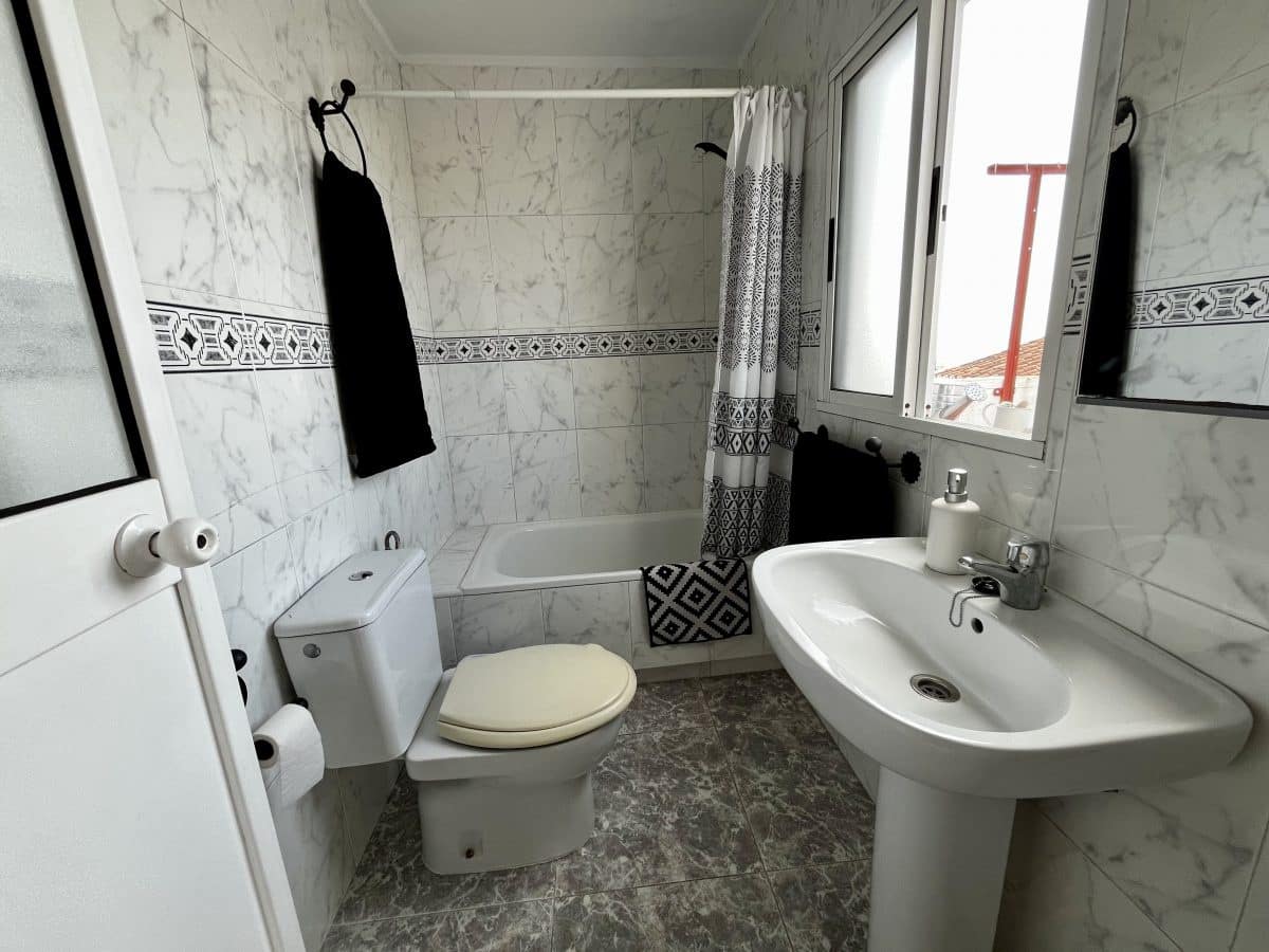 2 quarto Casa em Banda para venda em Olvera - 83 000 € (Ref: 9805396)