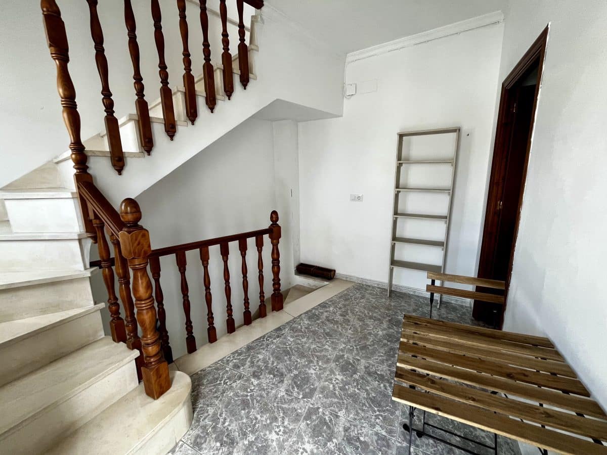 2 quarto Casa em Banda para venda em Olvera - 83 000 € (Ref: 9805396)