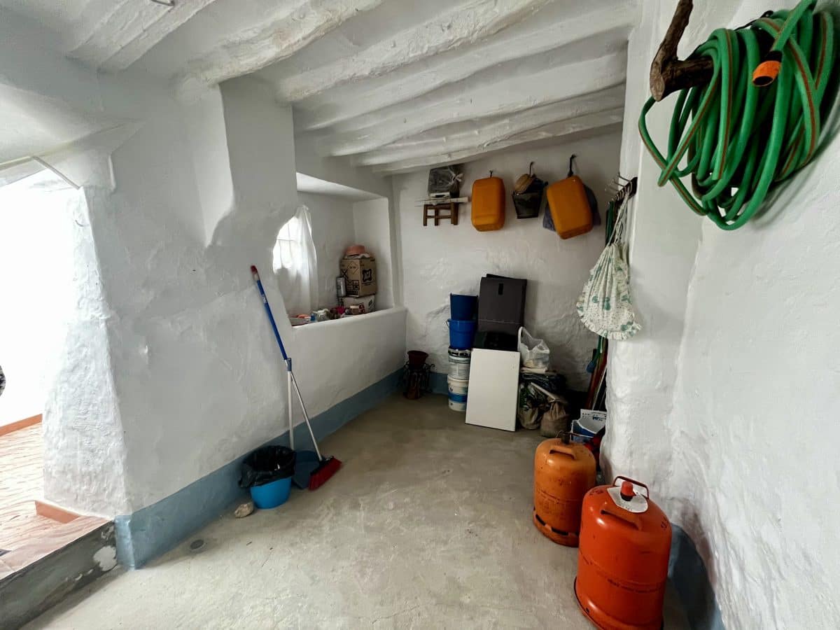 4 makuuhuone Omakotitalo myytävänä paikassa Olvera - 102 000 € (Ref: 9823855)