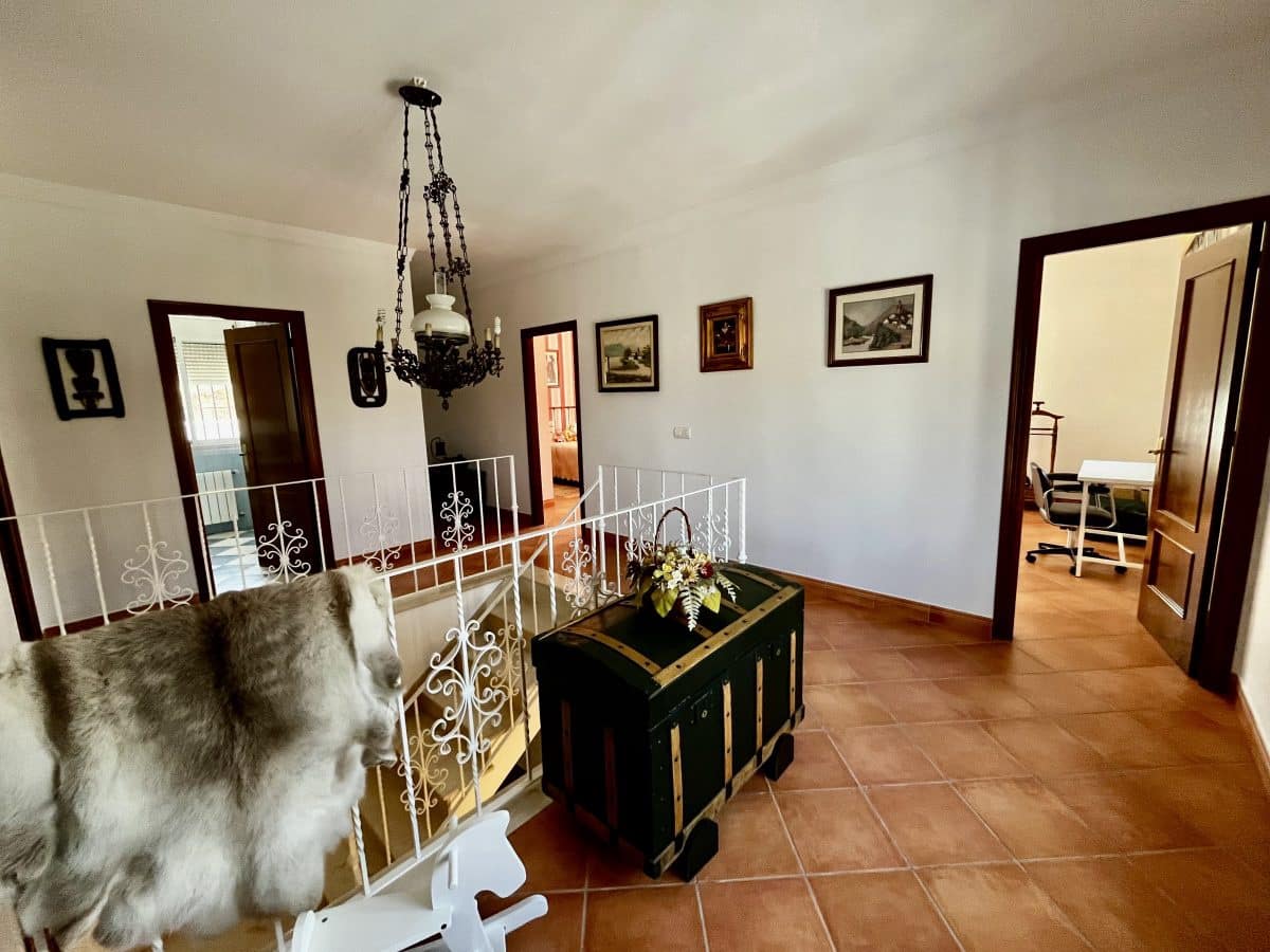 6 slaapkamer Finca/Landhuis te koop in Torre-Alhaquime met zwembad - € 750.000 (Ref: 9867651)