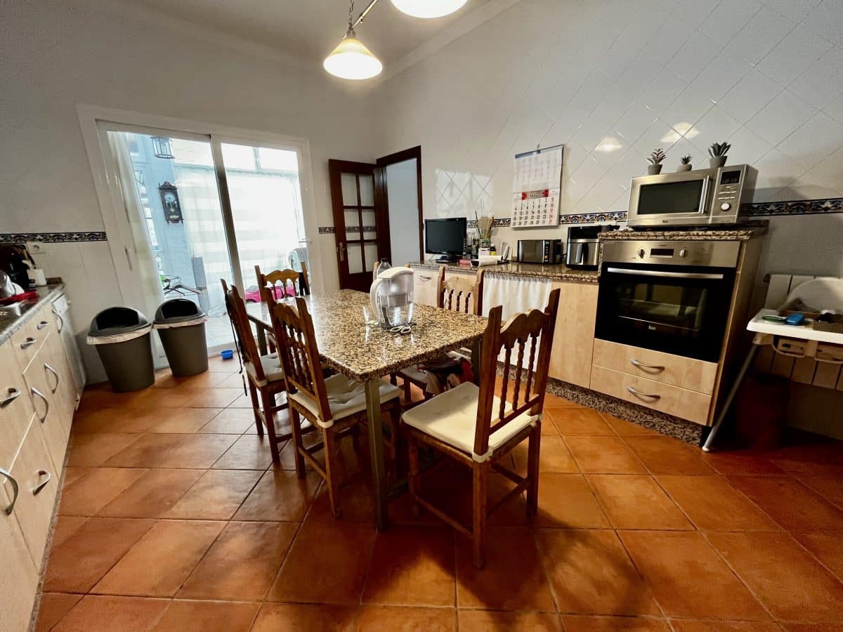 6 slaapkamer Finca/Landhuis te koop in Torre-Alhaquime met zwembad - € 750.000 (Ref: 9867651)
