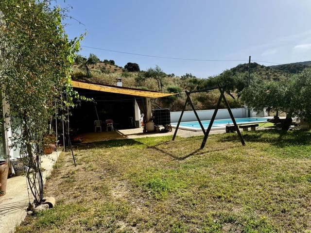 6 slaapkamer Finca/Landhuis te koop in Torre-Alháquime met zwembad - € 750.000 (Ref: 9867651)