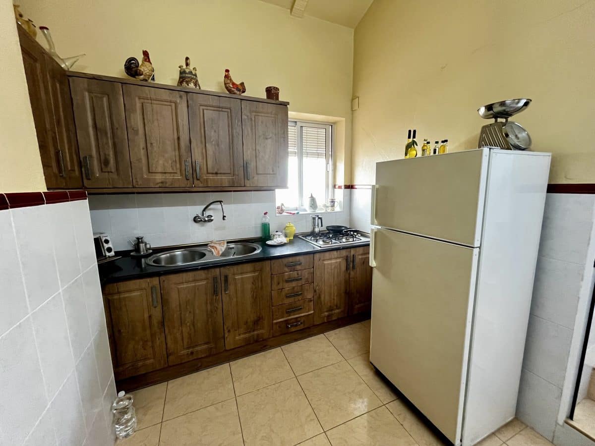 Casa de 4 habitaciones en Pruna en venta - 120.000 € (Ref: 9872346)