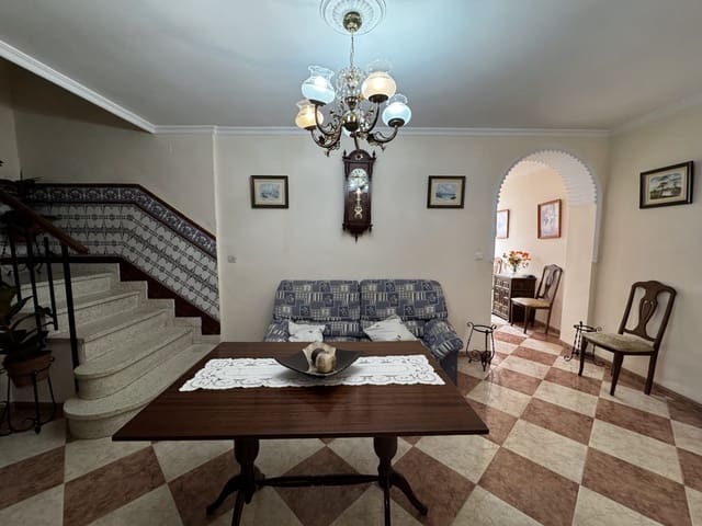 5 chambre Maison de Ville à vendre à Olvera - 105 000 € (Ref: 9905162)