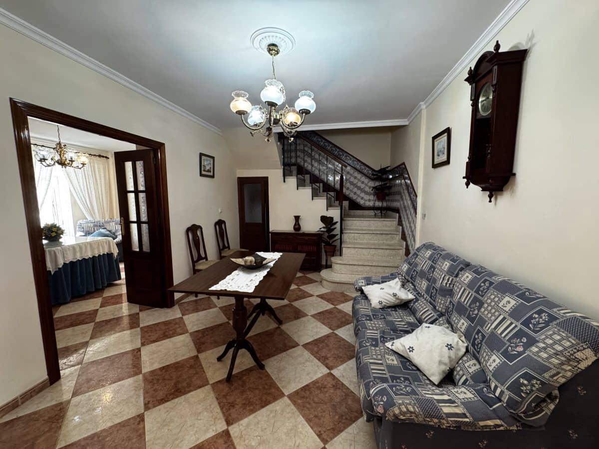 5 chambre Maison de Ville à vendre à Olvera - 105 000 € (Ref: 9905162)