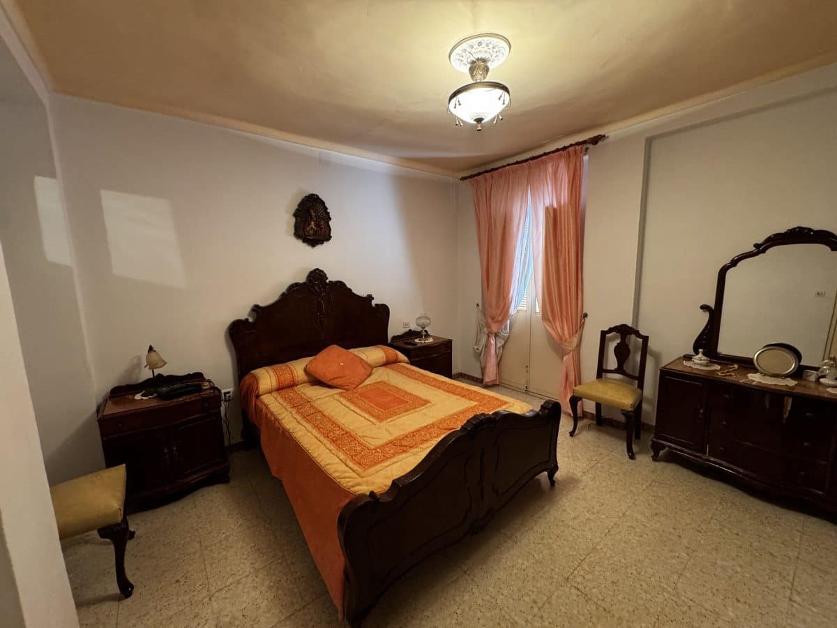 5 chambre Maison de Ville à vendre à Olvera - 105 000 € (Ref: 9905162)