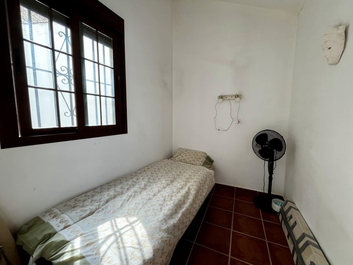 2 slaapkamer Huis te koop in Olvera - € 65.000 (Ref: 9935103)