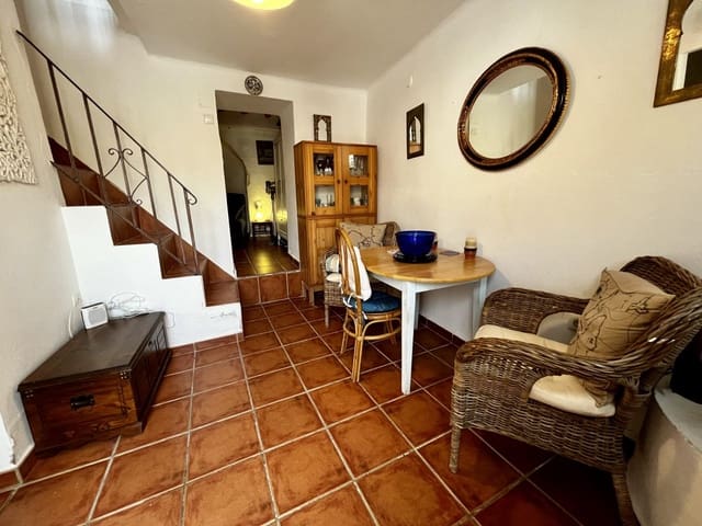 2 slaapkamer Huis te koop in Olvera - € 65.000 (Ref: 9935103)