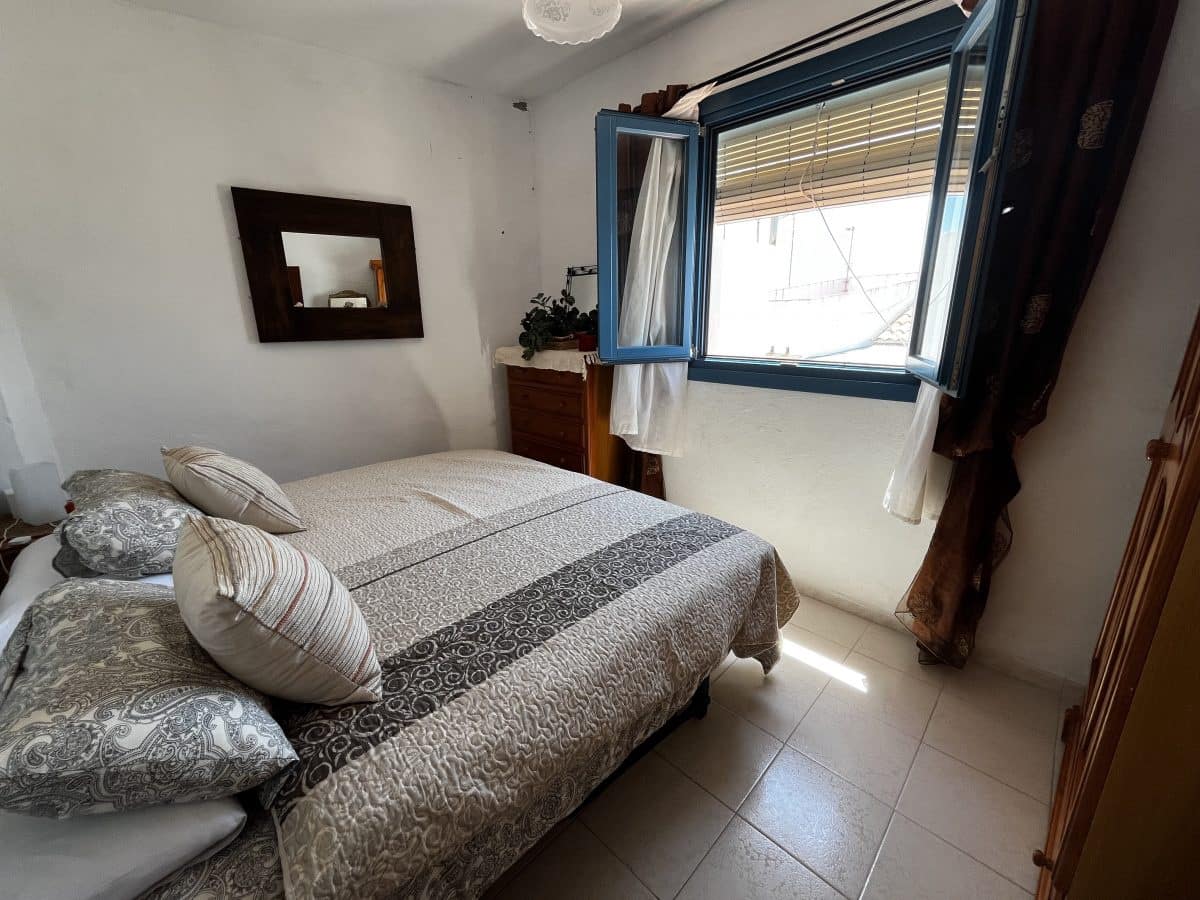 2 soverom Hus til salgs i Olvera - € 68 000 (Ref: 9935104)