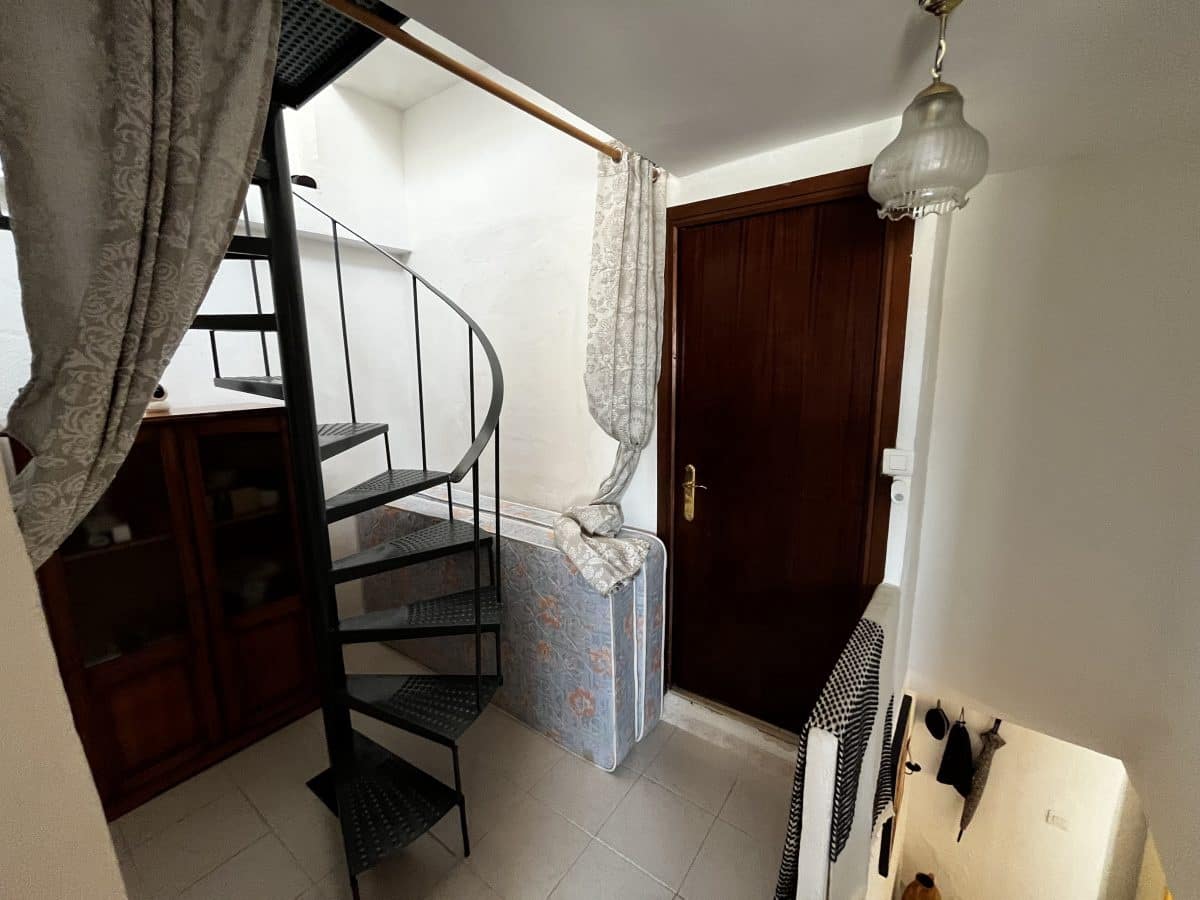 2 soverom Hus til salgs i Olvera - € 68 000 (Ref: 9935104)
