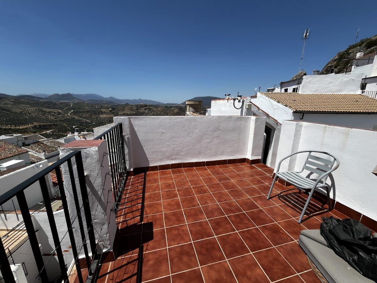 2 soverom Hus til salgs i Olvera - € 68 000 (Ref: 9935104)