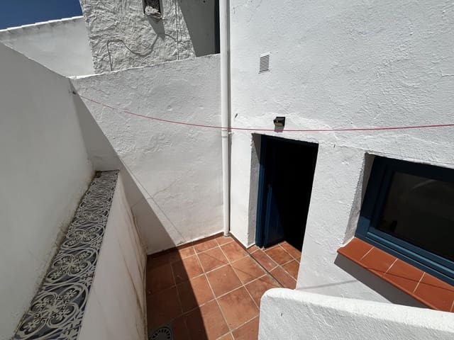 2 slaapkamer Huis te koop in Olvera - € 68.000 (Ref: 9935104)