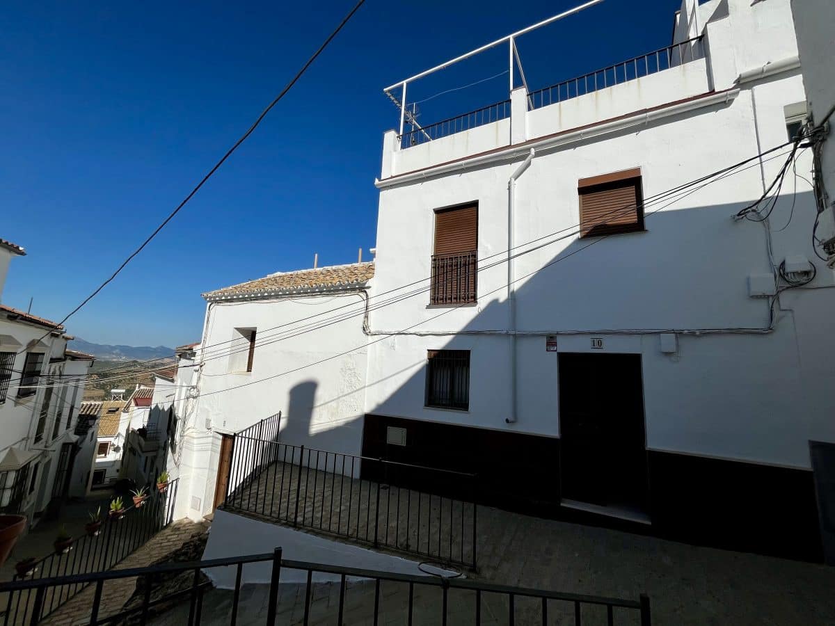 2 soverom Hus til salgs i Olvera - € 69 950 (Ref: 9967057)