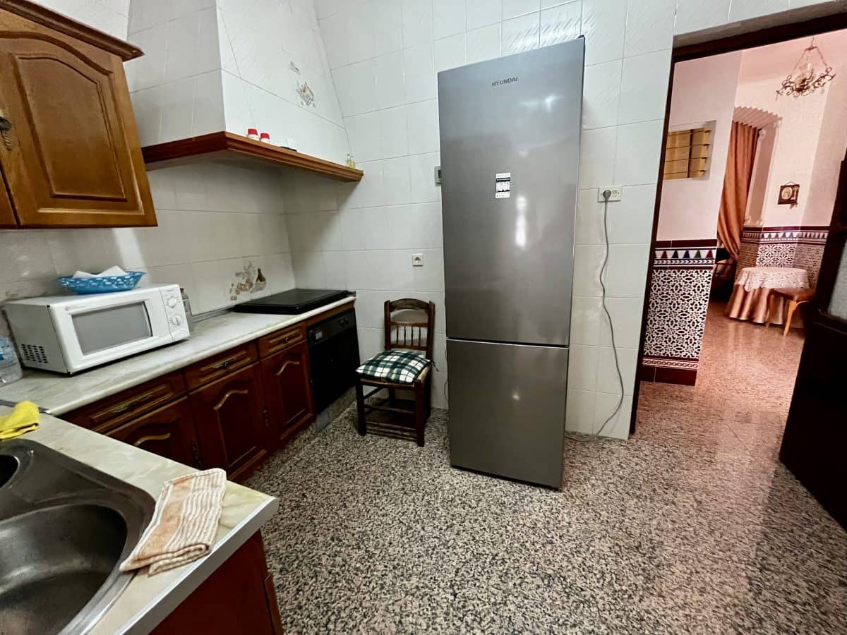 4 bedroom Townhouse for sale in Olvera - € 160,000 (Ref: 9979266)