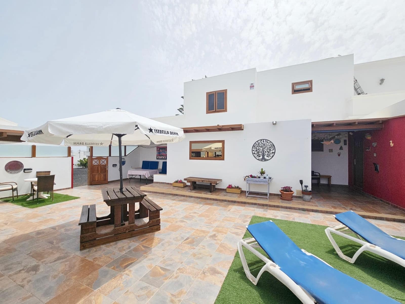 5 soveværelse Villa til salg i Tinajo - € 475.000 (Ref: 8445945)