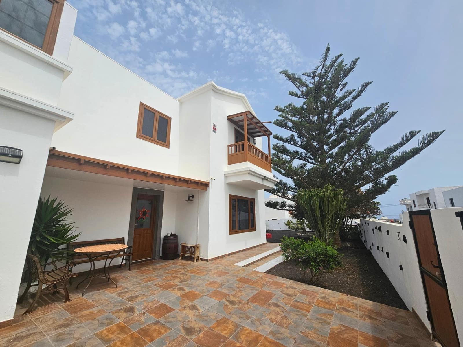 5 soveværelse Villa til salg i Tinajo - € 475.000 (Ref: 8445945)