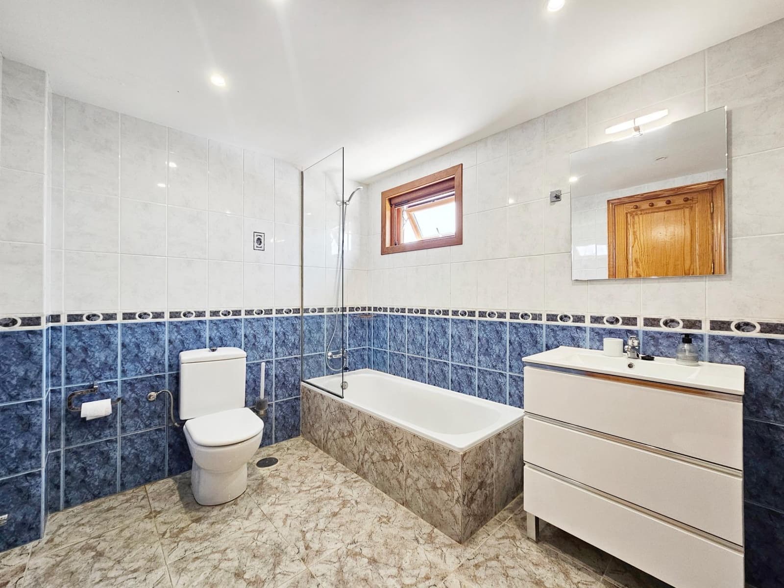 5 soveværelse Villa til salg i Tinajo - € 475.000 (Ref: 8445945)