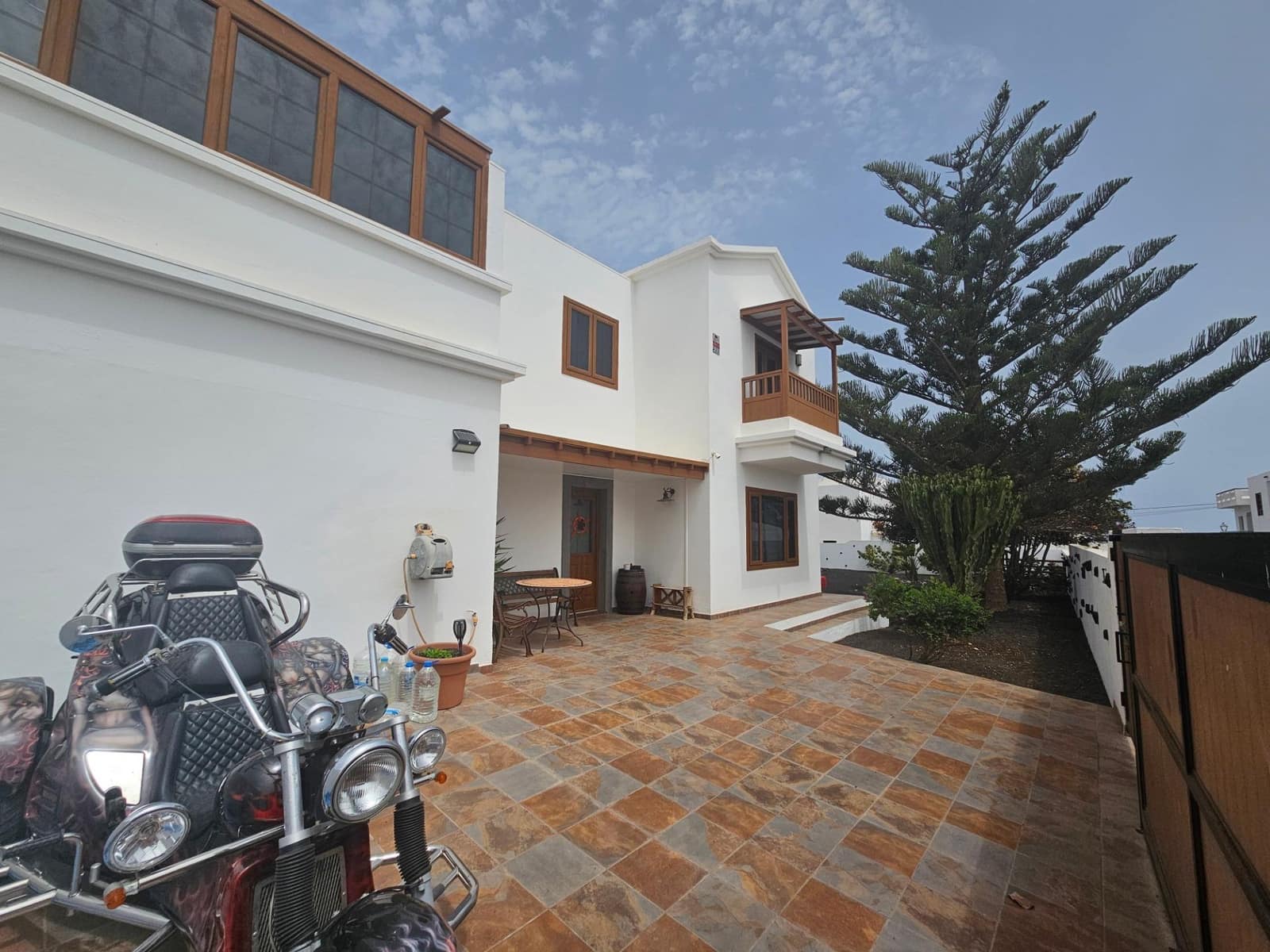 5 soveværelse Villa til salg i Tinajo - € 475.000 (Ref: 8445945)