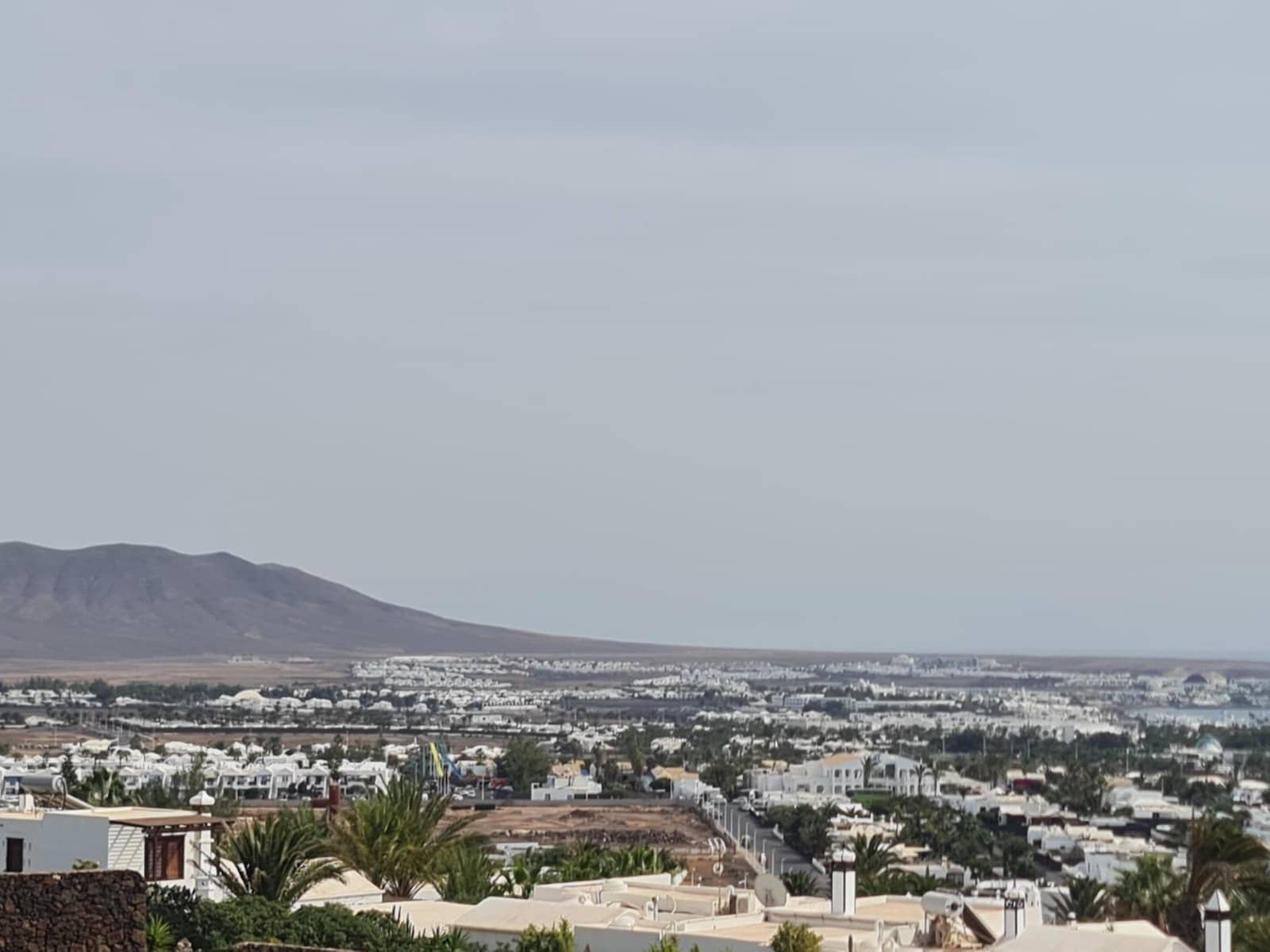 Działka budowlana na sprzedaż w Playa Blanca - 580 000 € (Ref: 8538317)