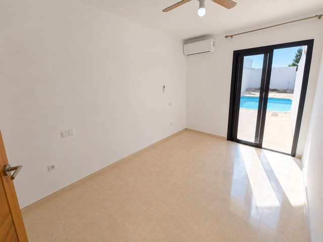 3 camera da letto Villa in vendita in Yaiza con piscina - 440.000 € (Rif: 8813047)