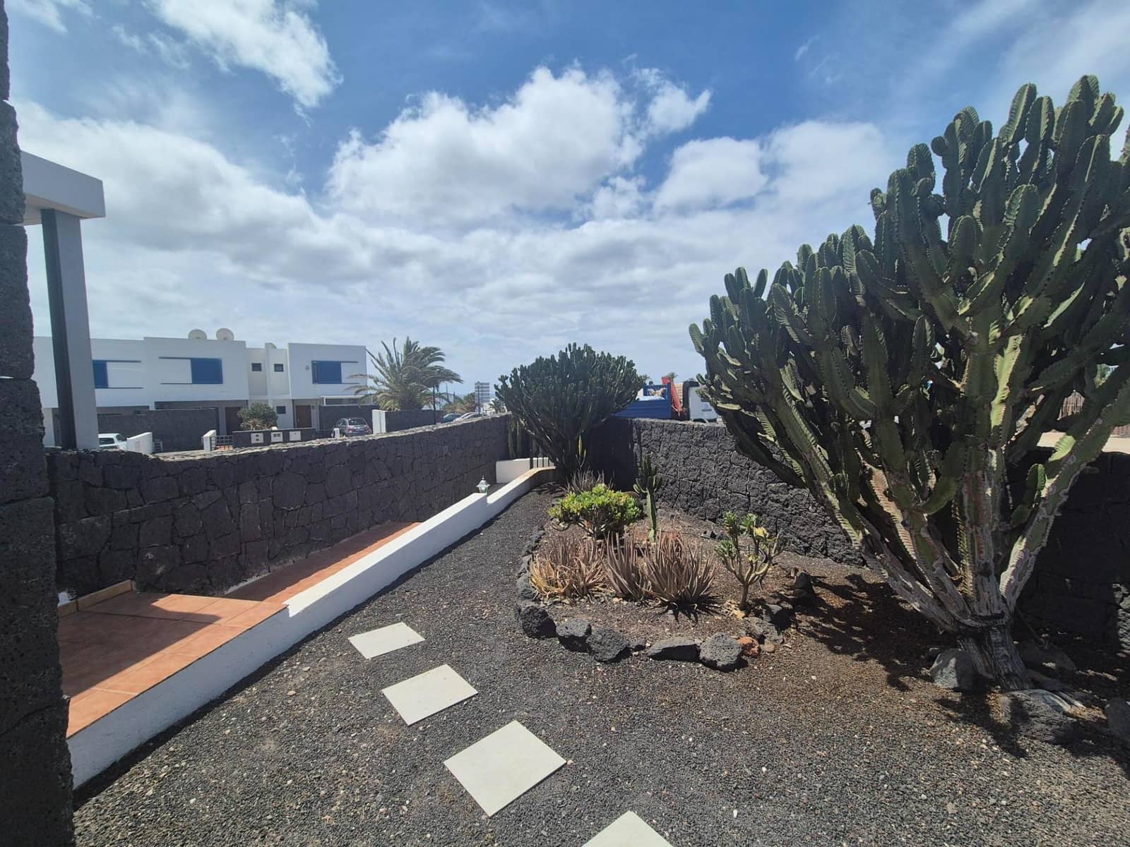 4 chambre Villa/Maison à vendre à Yaiza avec piscine - 475 000 € (Ref: 9062437)