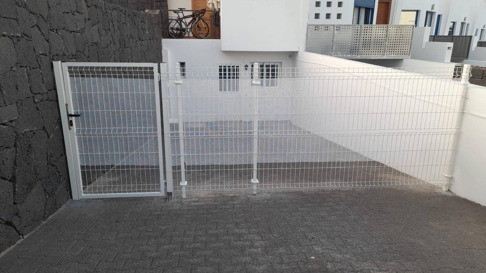 4 chambre Villa/Maison à vendre à Yaiza avec piscine - 475 000 € (Ref: 9062437)