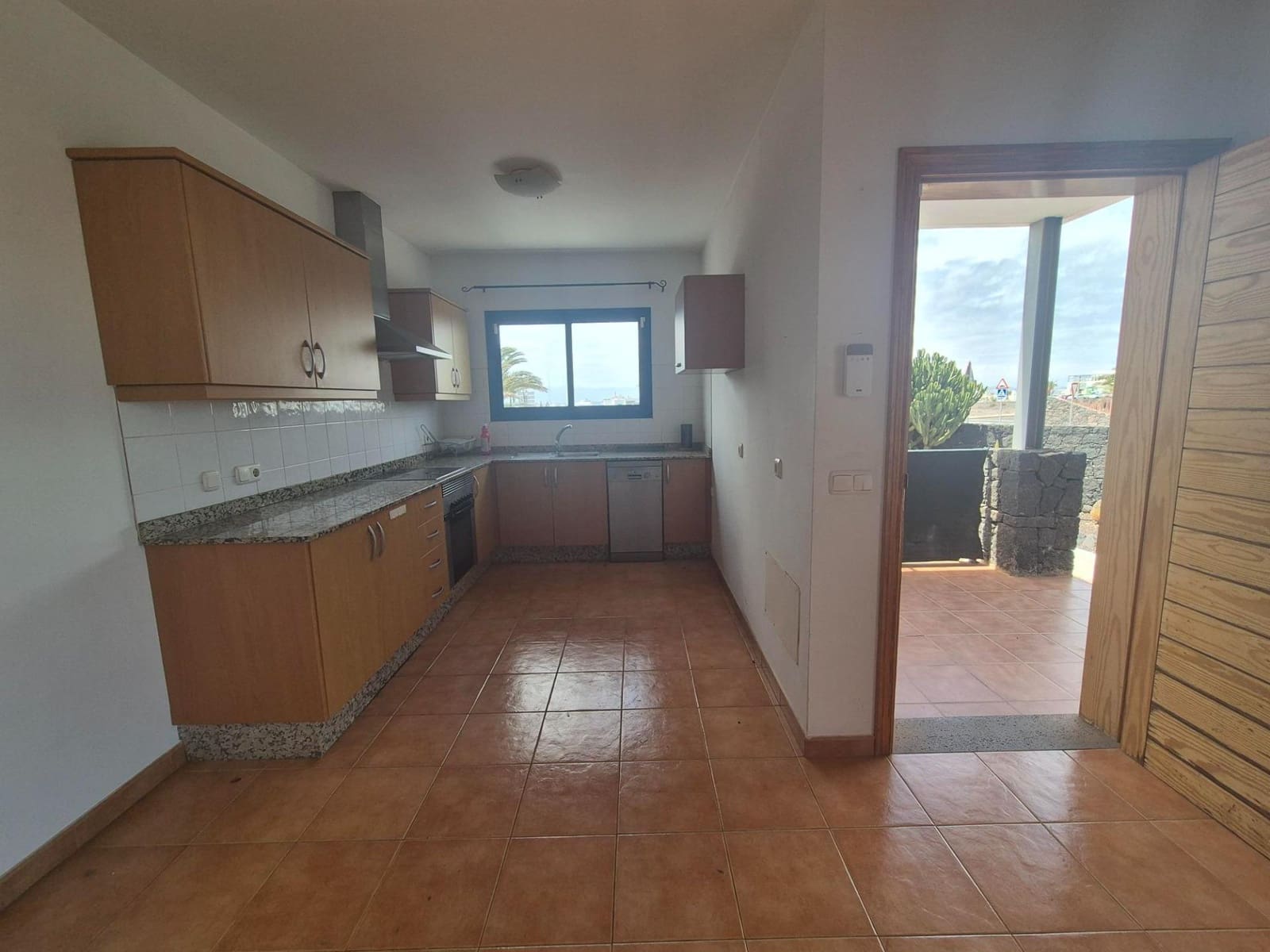 4 chambre Villa/Maison à vendre à Yaiza avec piscine - 475 000 € (Ref: 9062437)