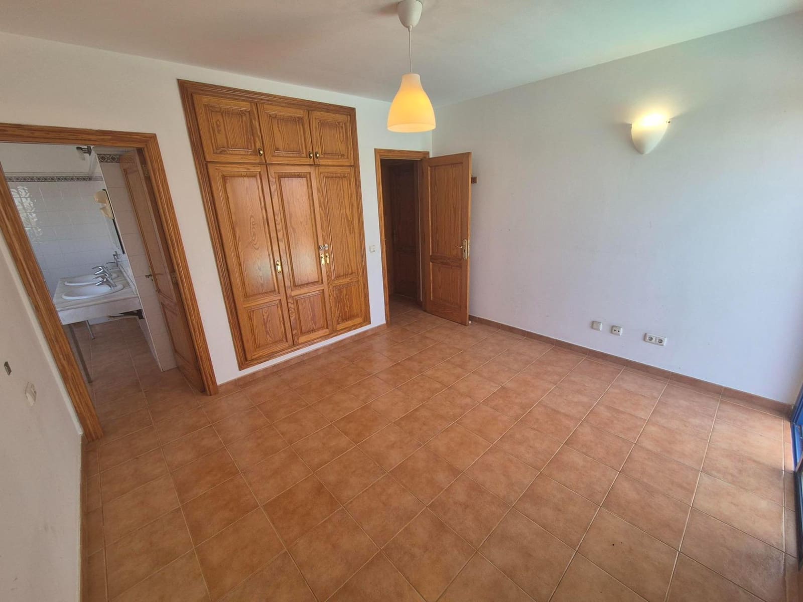 4 chambre Villa/Maison à vendre à Yaiza avec piscine - 475 000 € (Ref: 9062437)