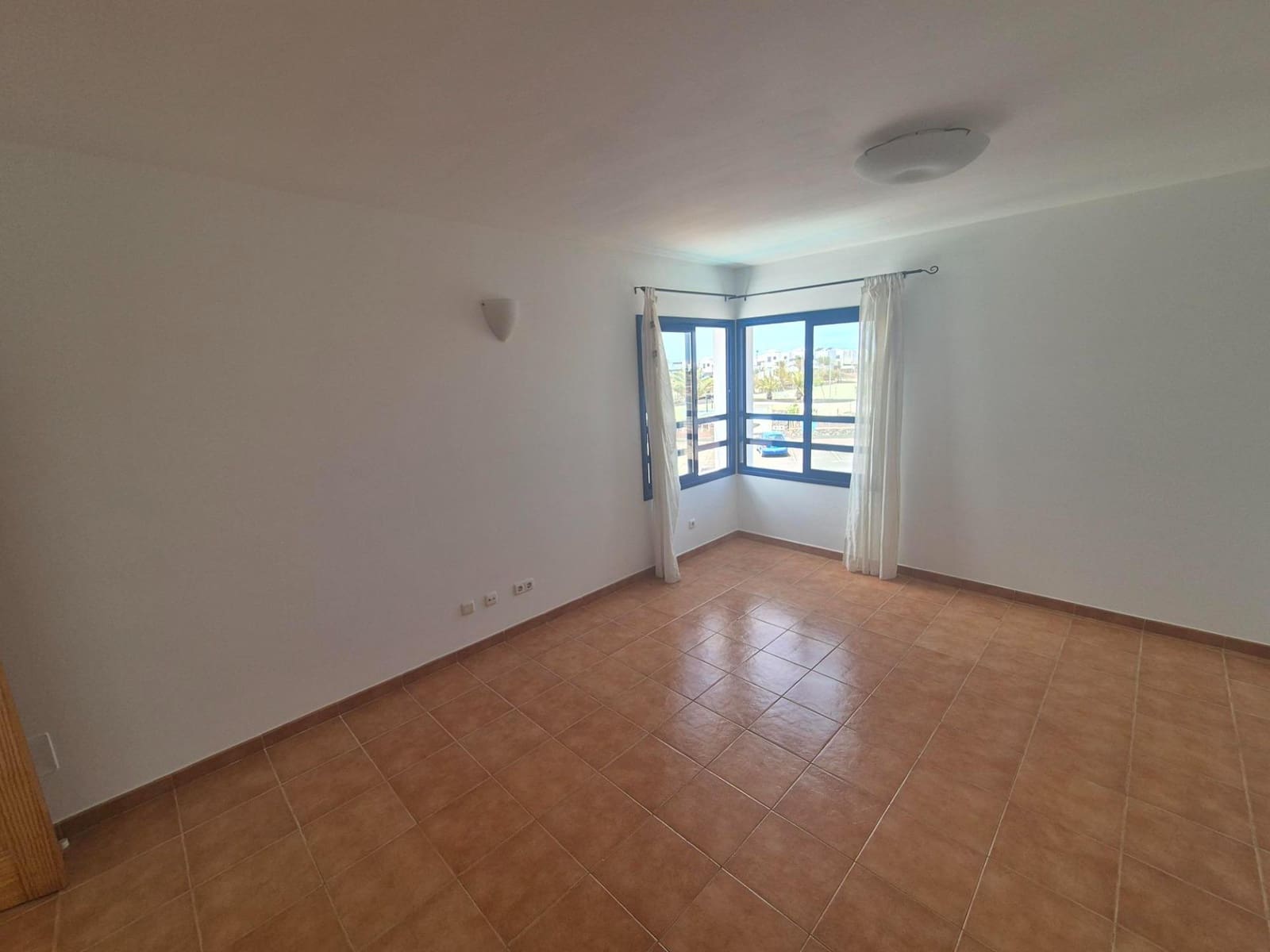 4 chambre Villa/Maison à vendre à Yaiza avec piscine - 475 000 € (Ref: 9062437)