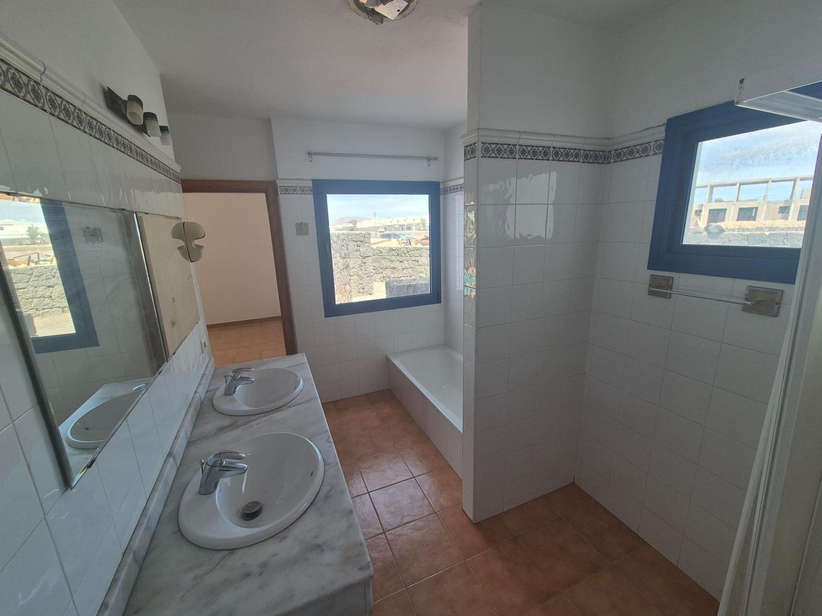 4 chambre Villa/Maison à vendre à Yaiza avec piscine - 475 000 € (Ref: 9062437)