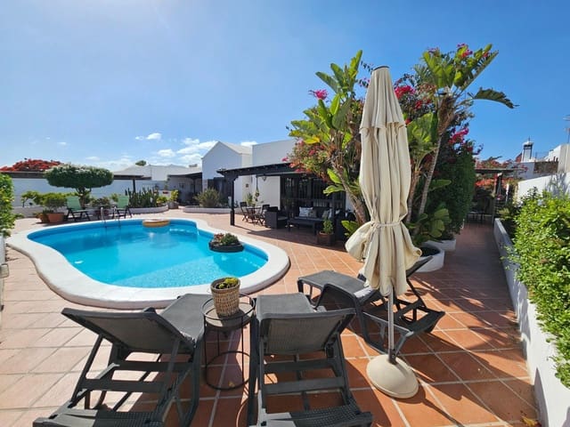 4 chambre Villa/Maison à vendre à Arrecife - 749 000 € (Ref: 9107142)