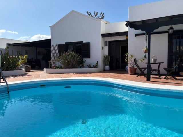 4 chambre Villa/Maison à vendre à Arrecife - 749 000 € (Ref: 9107142)