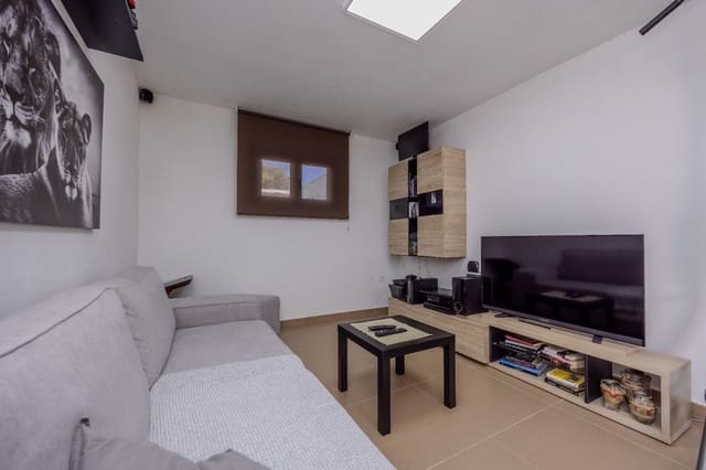 3 slaapkamer Villa te koop in Tías met garage - € 680.000 (Ref: 9108785)