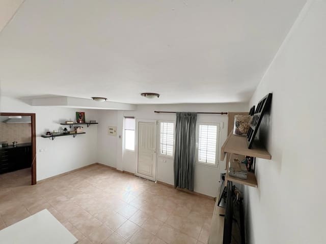 3 makuuhuone Paritalo myytävänä paikassa Arrecife - 207 000 € (Ref: 9238746)