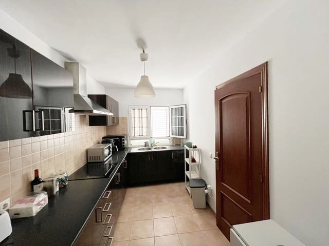 3 makuuhuone Paritalo myytävänä paikassa Arrecife - 207 000 € (Ref: 9238746)