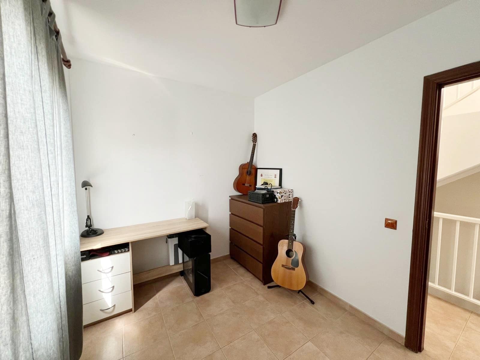 3 soveværelse Semi-Rækkehus til salg i Arrecife - € 207.000 (Ref: 9238746)