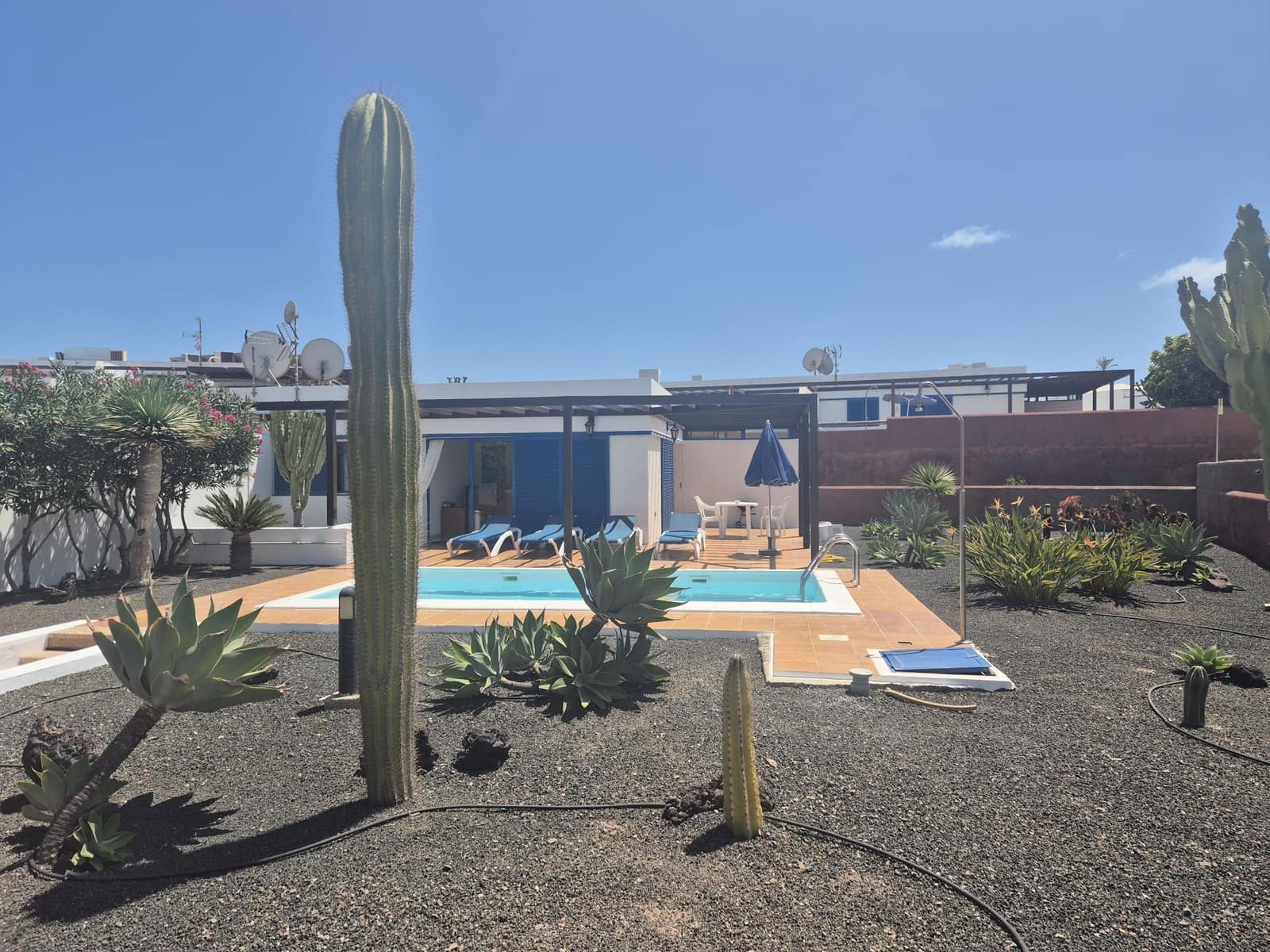 2 soveværelse Villa til salg i Playa Blanca med swimmingpool - € 407.500 (Ref: 9329548)