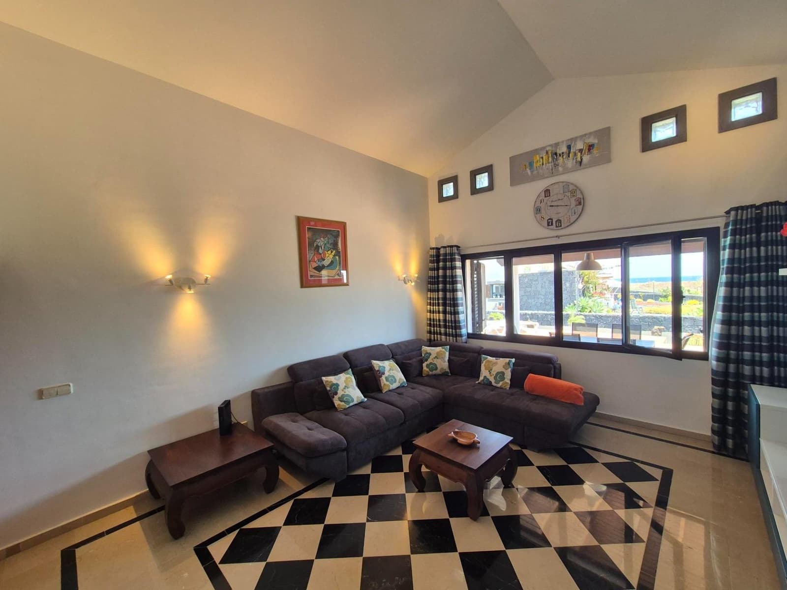 2 soveværelse Villa til salg i Playa Blanca med swimmingpool garage - € 519.000 (Ref: 9329691)