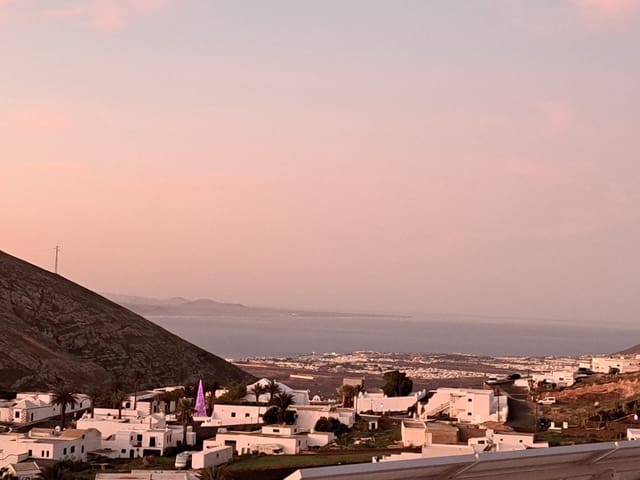 6 soveværelse Villa til salg i Femes, Yaiza med swimmingpool garage - € 890.000 (Ref: 9345683)