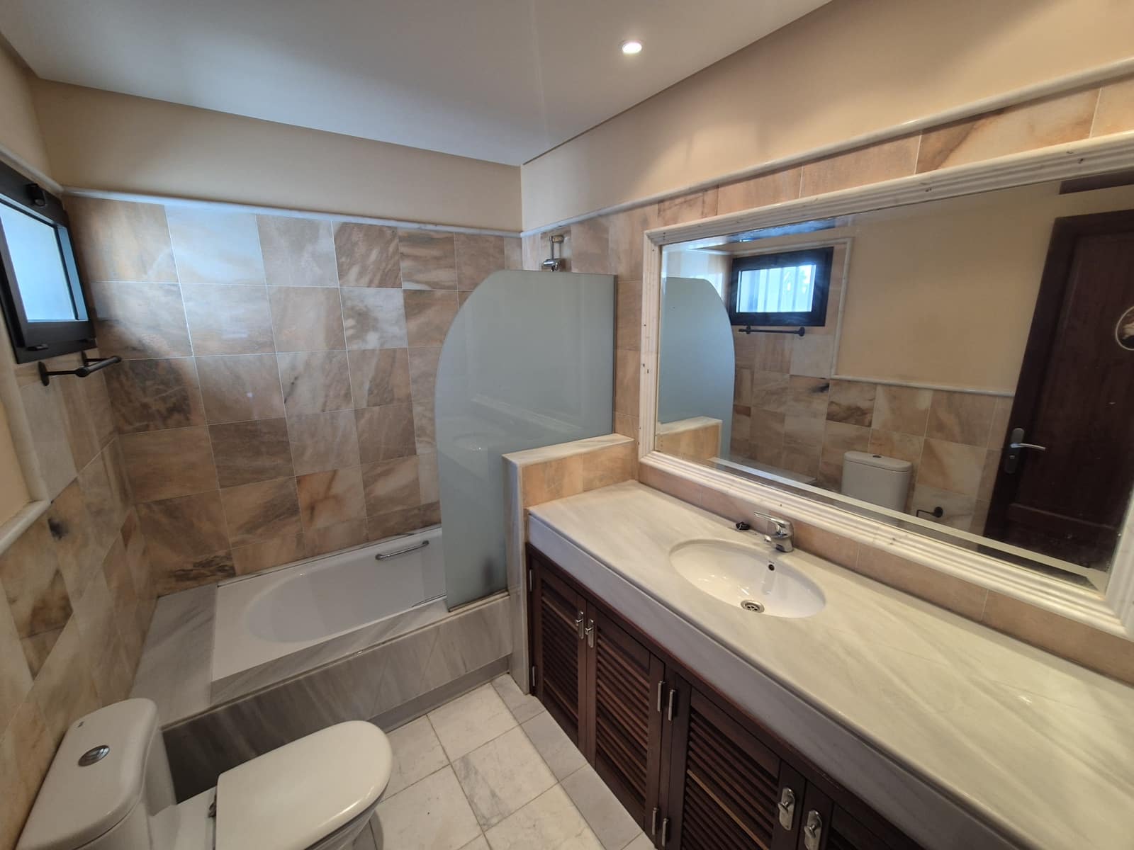 2 soveværelse Villa til salg i Playa Blanca med swimmingpool garage - € 486.000 (Ref: 9362703)