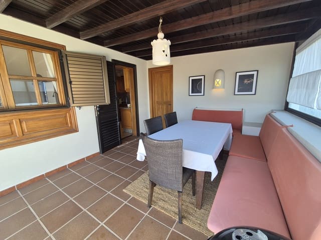 2 soveværelse Villa til salg i Playa Blanca, Yaiza med swimmingpool garage - € 486.000 (Ref: 9362703)