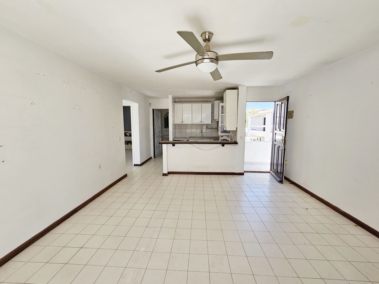 2 soveværelse Lejlighed til salg i Puerto del Carmen - € 200.000 (Ref: 9421643)