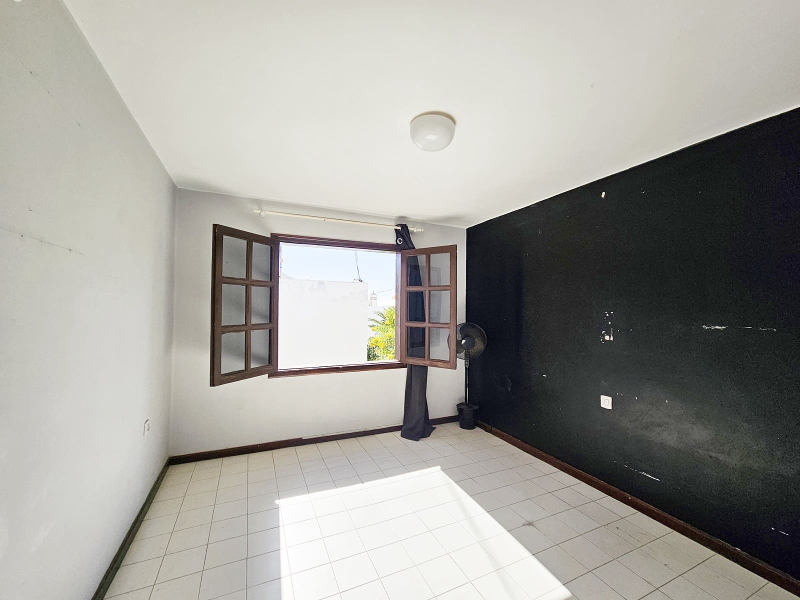 2 soveværelse Lejlighed til salg i Puerto del Carmen - € 200.000 (Ref: 9421643)