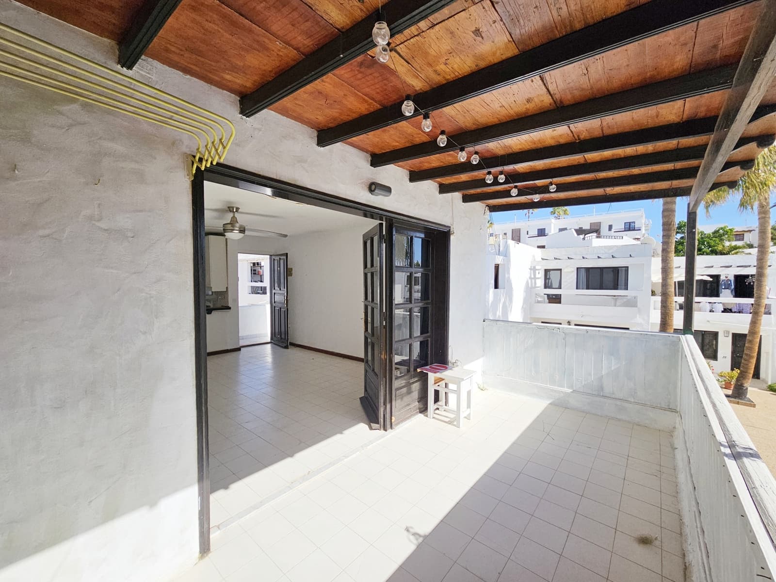 2 soveværelse Lejlighed til salg i Puerto del Carmen - € 200.000 (Ref: 9421643)