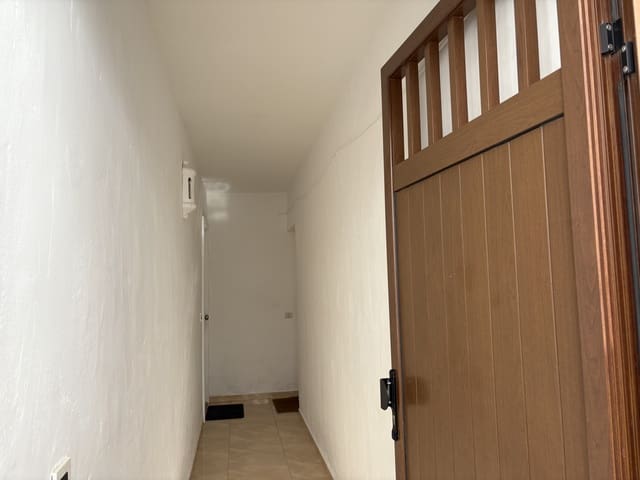 2 soverom Leilighet til salgs i Puerto del Carmen, Tías - € 295 000 (Ref: 9475814)