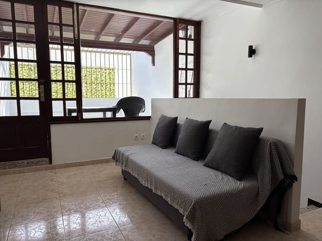 2 soverom Leilighet til salgs i Puerto del Carmen, Tías - € 295 000 (Ref: 9475814)